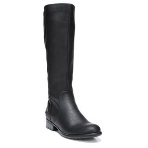 GAP Zip-Up Boots in True Black